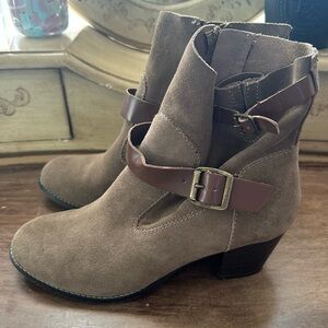 Dolce Vita Taupe Suede/Brown Leather Ankle Boots, Western Boho, NWOB, Size 10 M